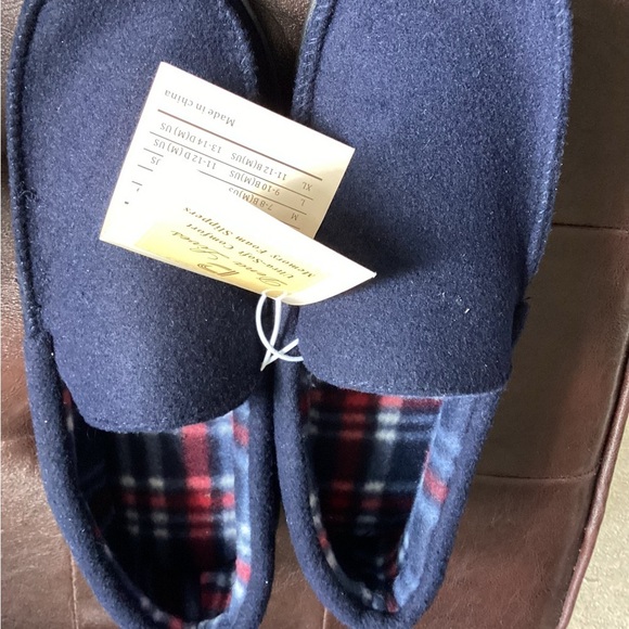 Men’s Dena Lives Size 11 slippers-new - Picture 1 of 5